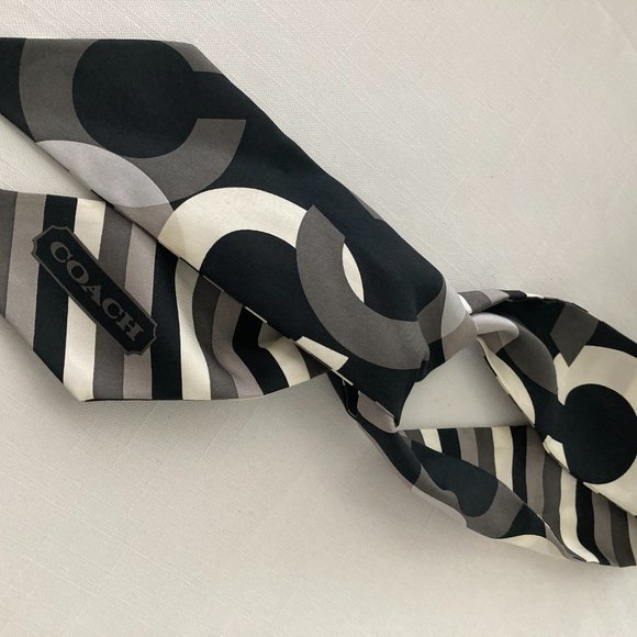 COACH ponytail scarf - Picture 6 of 8